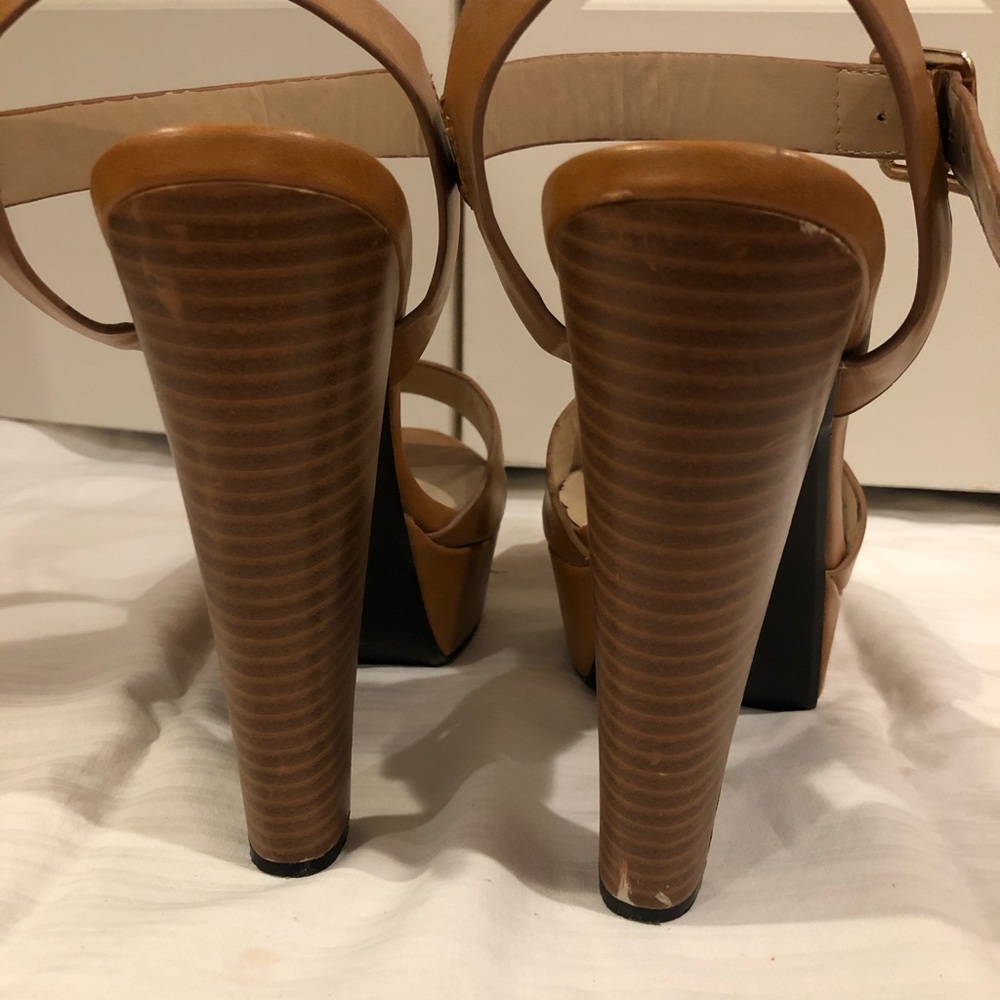 Call it Spring platform heel nude - Picture 2 of 8